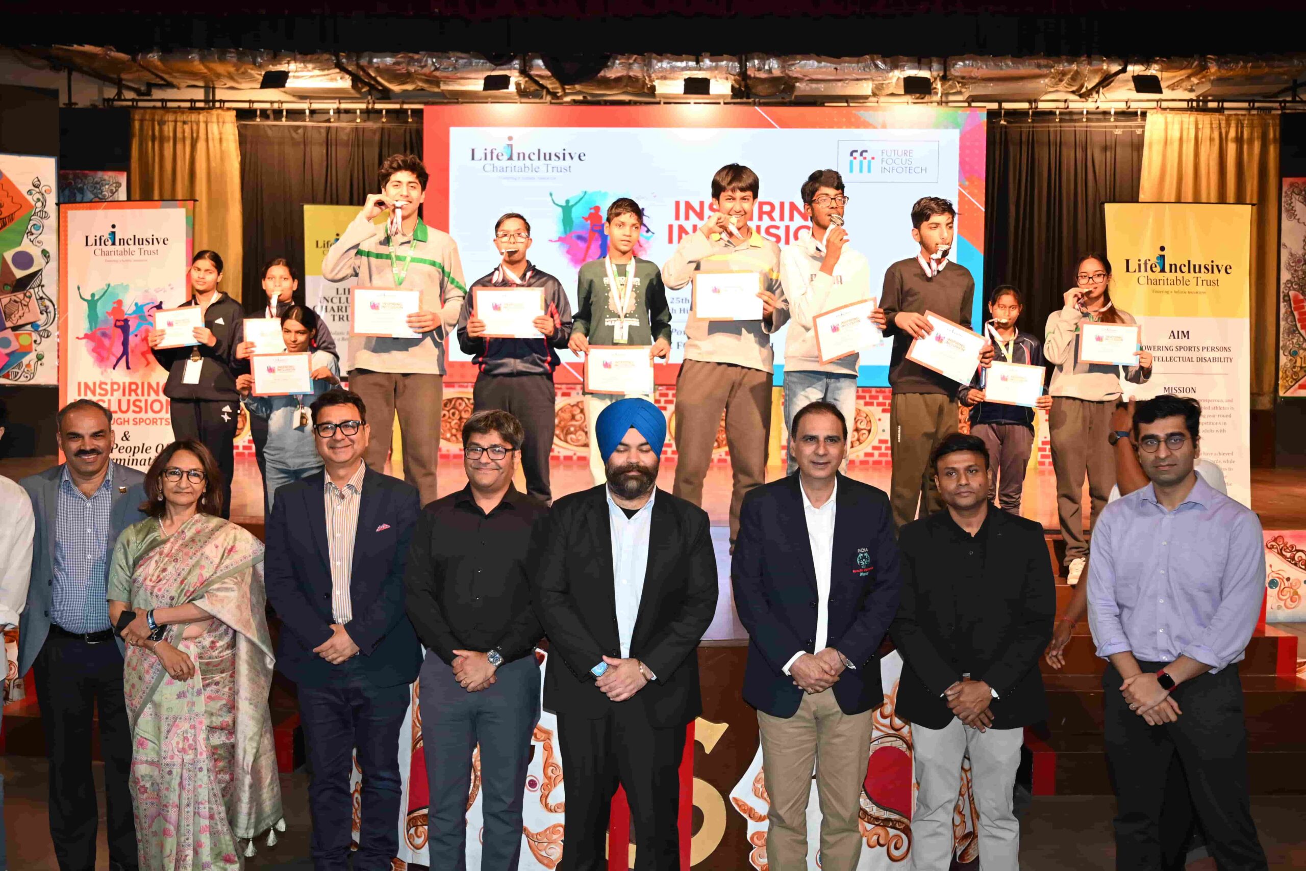 Group photo with Athletes